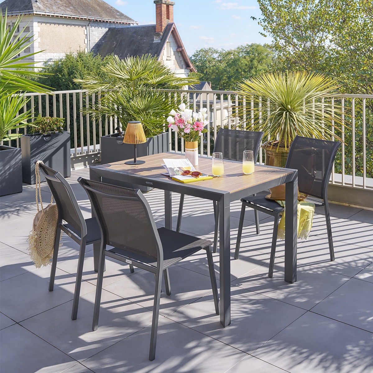 garden table evasion wood effect honey graphite