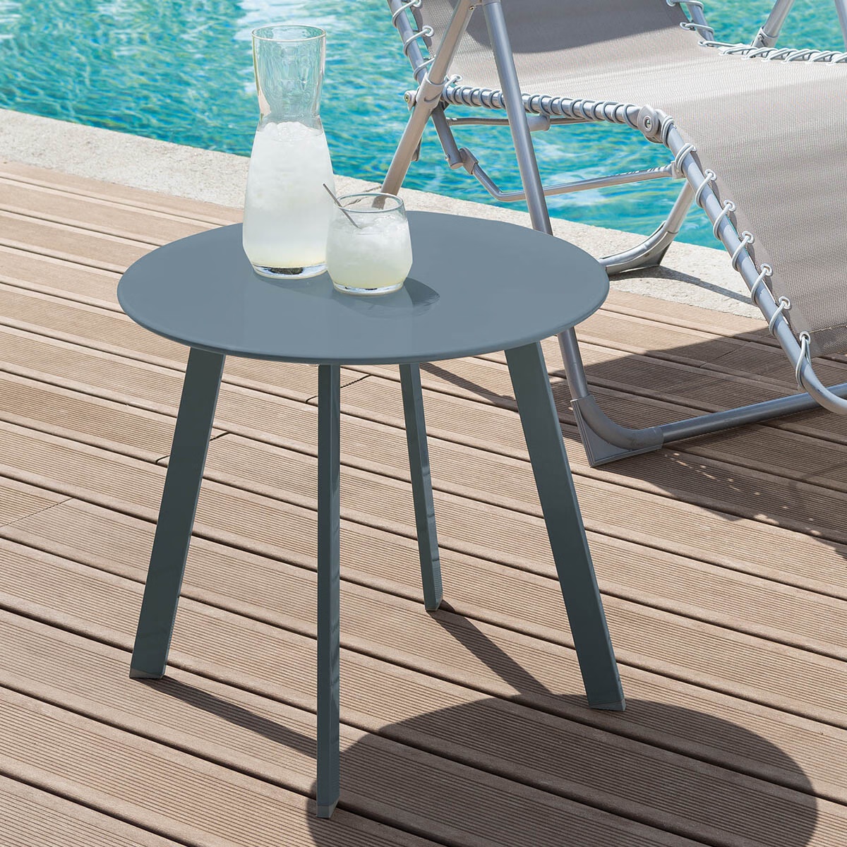 round garden side table saona teal matt