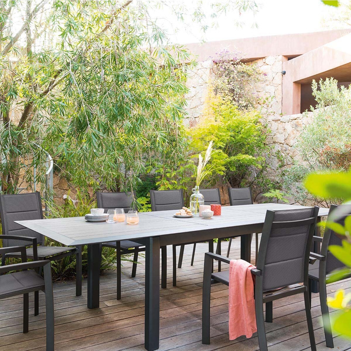 extendable garden table allure nutmeg graphite grey
