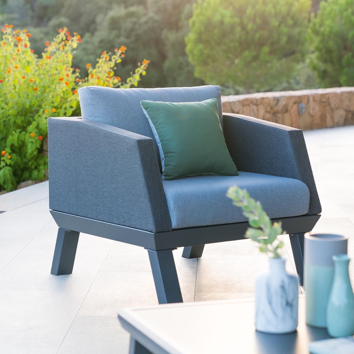 garden lounge armchair axiome graphite