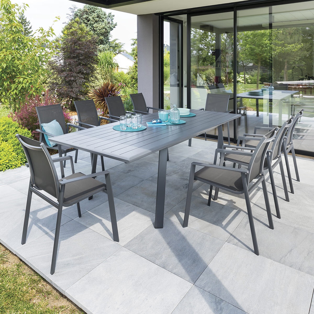 extendable garden table pavane graphite grey
