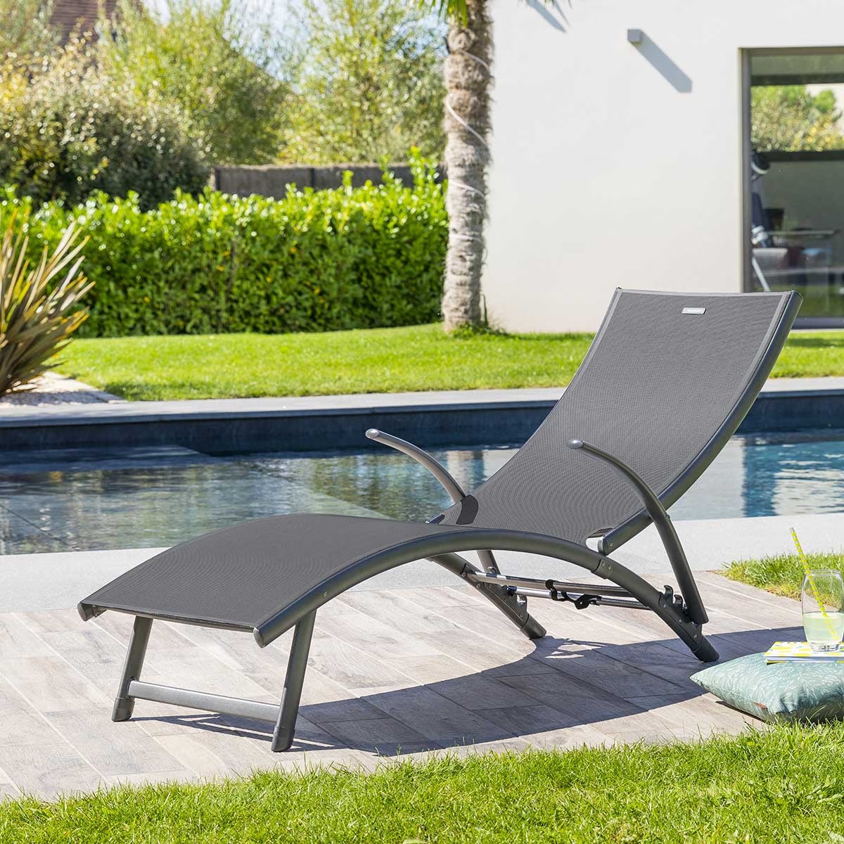 sun lounger samba anthracite graphite
