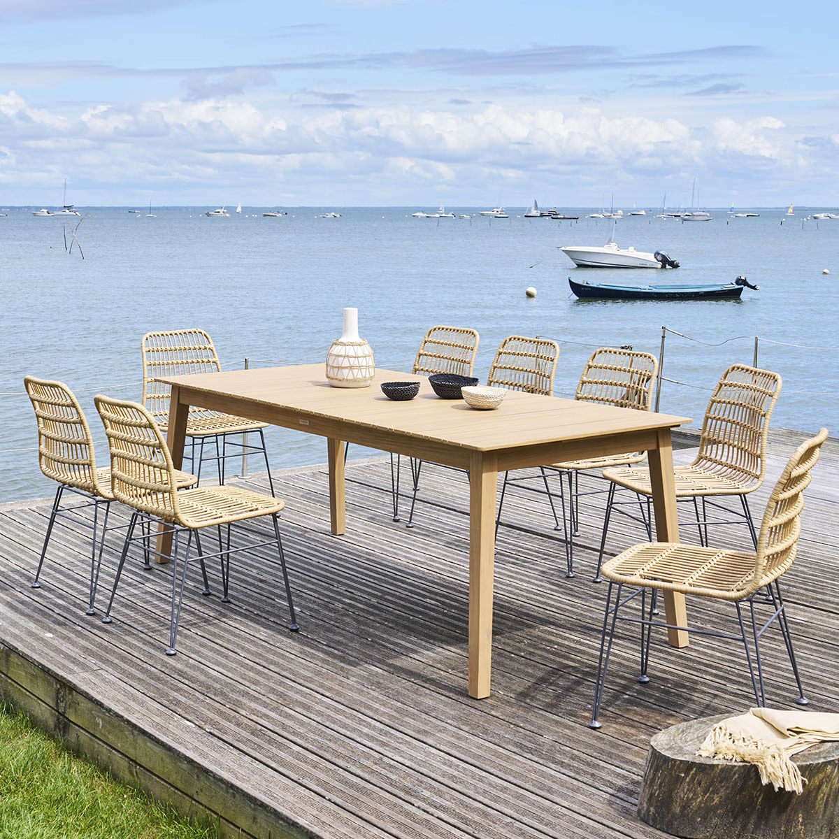 rectangular garden table tiwi acacia